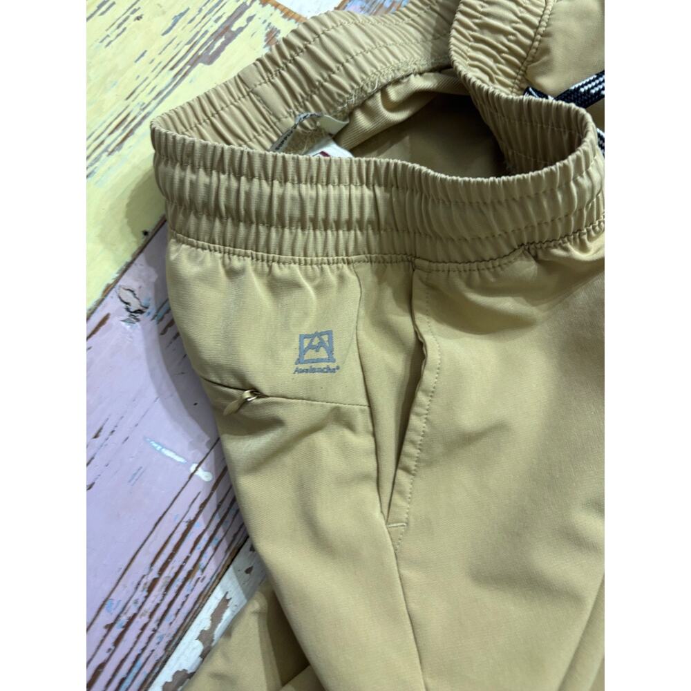 avalanche Joggers boys 7/8 Khaki